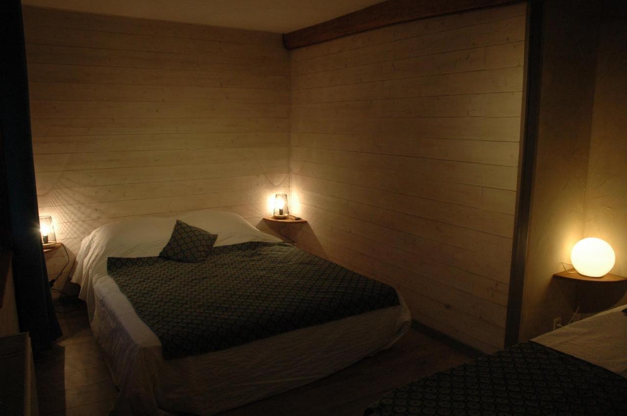 Chambre D'Hotes Fanfaloche Montagnieu  Exterior foto